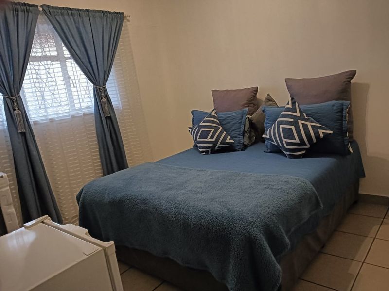 Stunning 2-Bedroom Flat – Ideal for First-Time Buyers or Investors - Photo 10