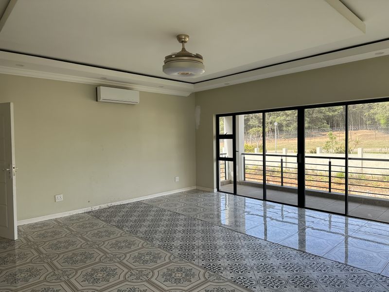 Exquisite 6 Bedroom home for sale in Hilton Gardens - Photo 5