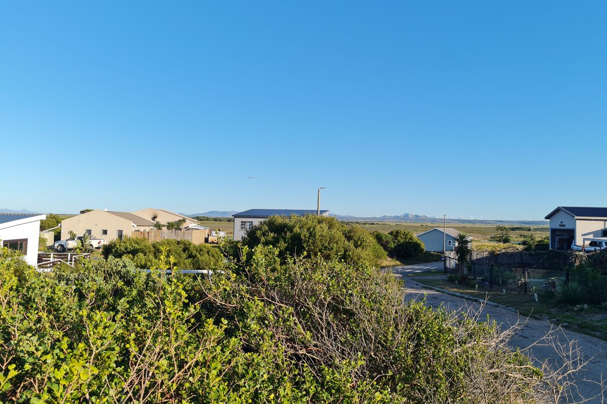 Beautiful Elevated Vacant Stand with Views in Paradise Beach, Jeffreys Bay - Photo 5