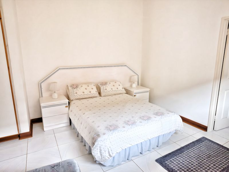 Live Large in Paradise - Photo 9