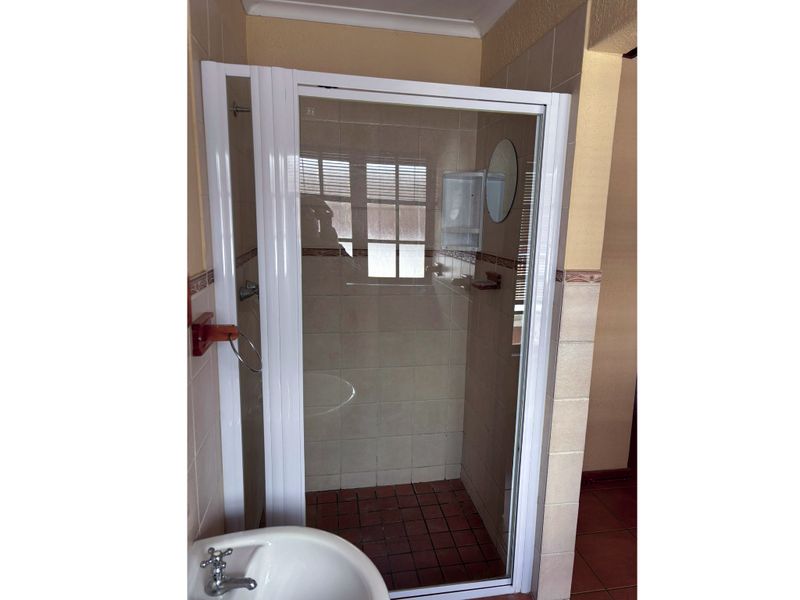 Conveniently located 1.4 km from the NWU campus! - Photo 9