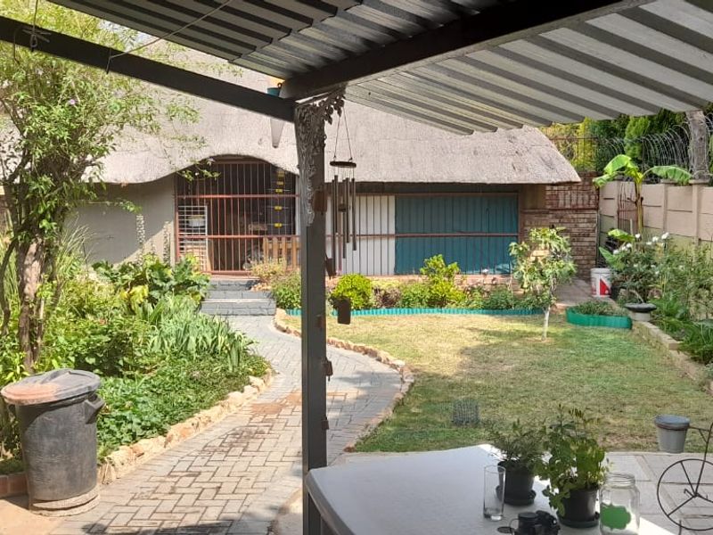 Charming 3-bedroom townhouse in Parys, perfect for family living or investment—don't miss out! - Photo 7