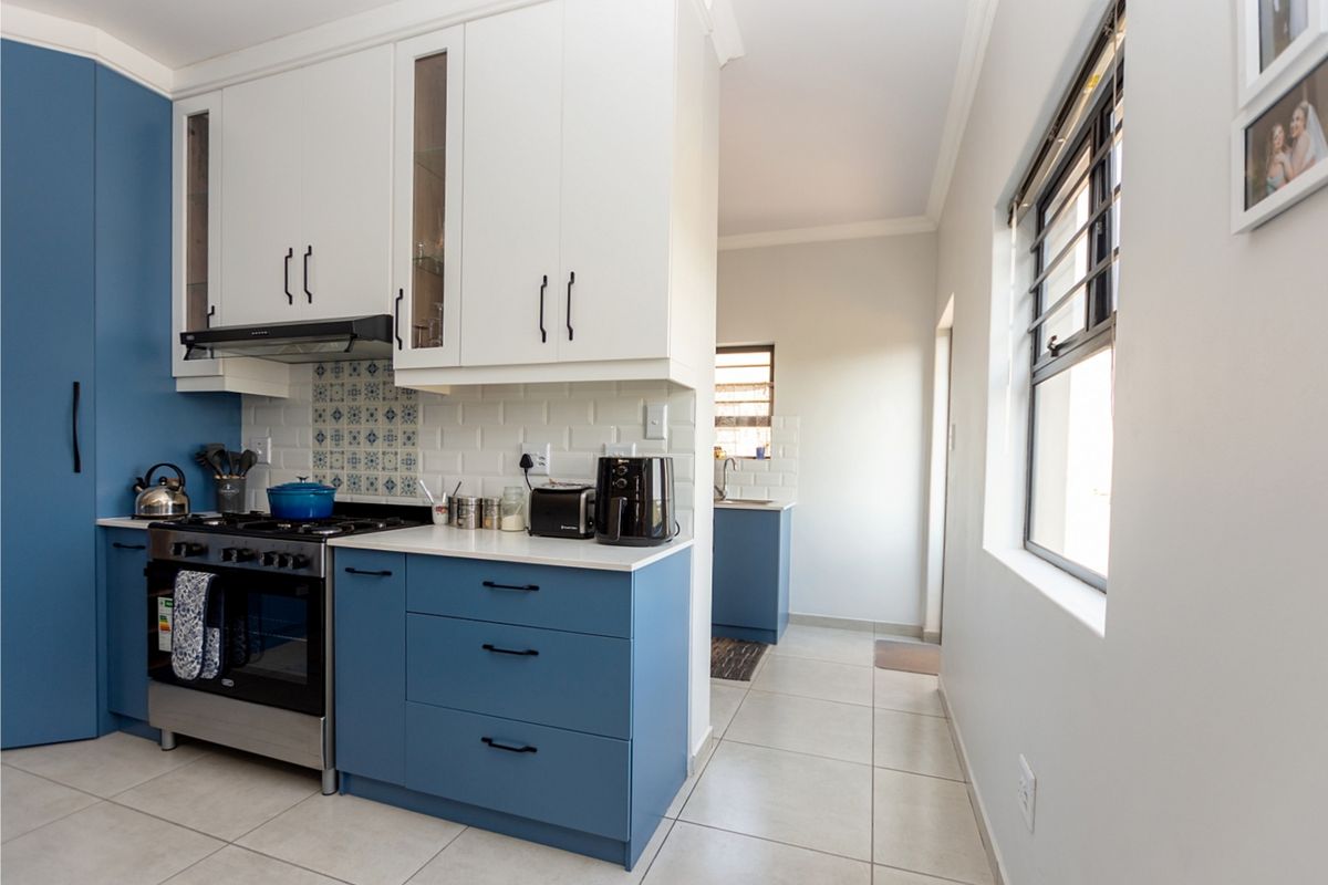 Brand New House for Sale in Vredenburg - Photo 2