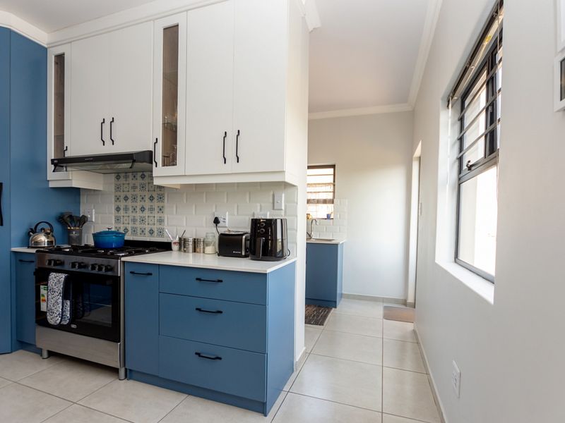 Brand New House for Sale in Vredenburg - Photo 2