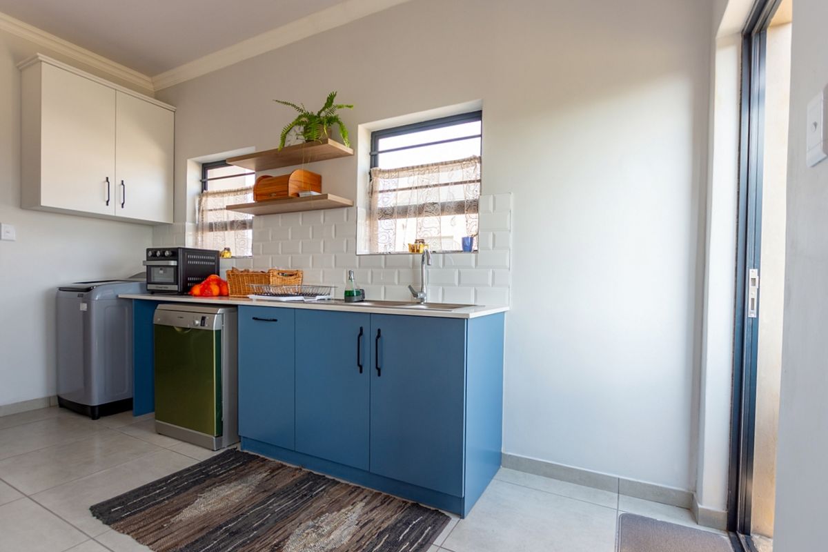Brand New House for Sale in Vredenburg - Photo 4