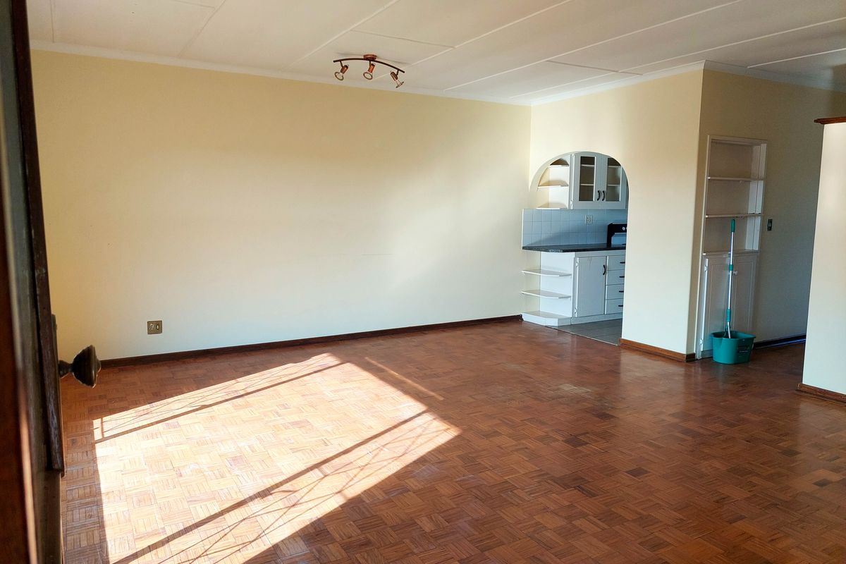 Charming 2-bedroom Apartment for Sale in Oslo Beach - Photo 2