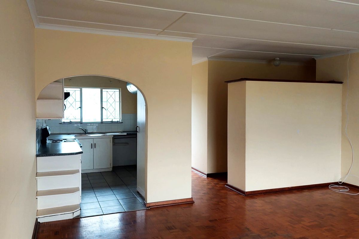 Charming 2-bedroom Apartment for Sale in Oslo Beach - Photo 3