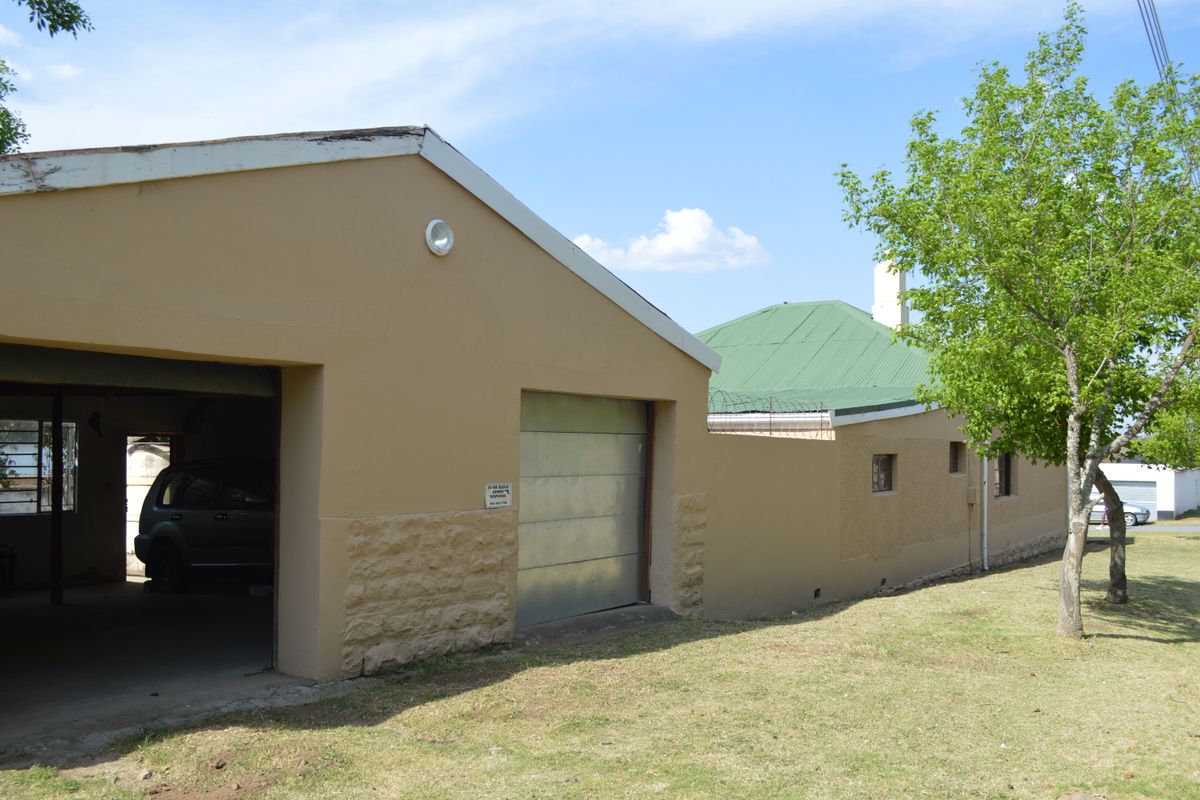 Cathcart Corner house - Photo 3