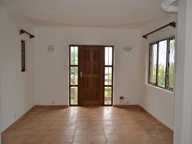 Large property with lots of potential! - Photo 6