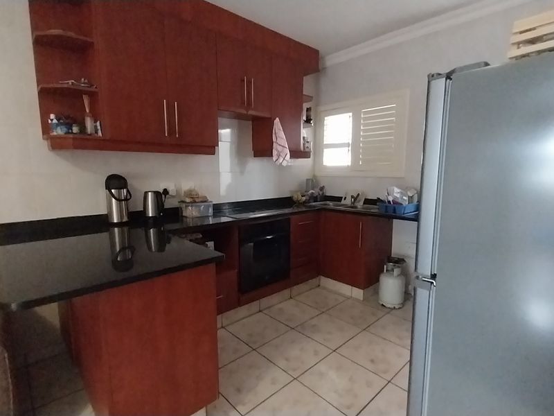 Sole Mandate! Beautiful 2-bedroom unfurnished unit in Manaba beach - Photo 5