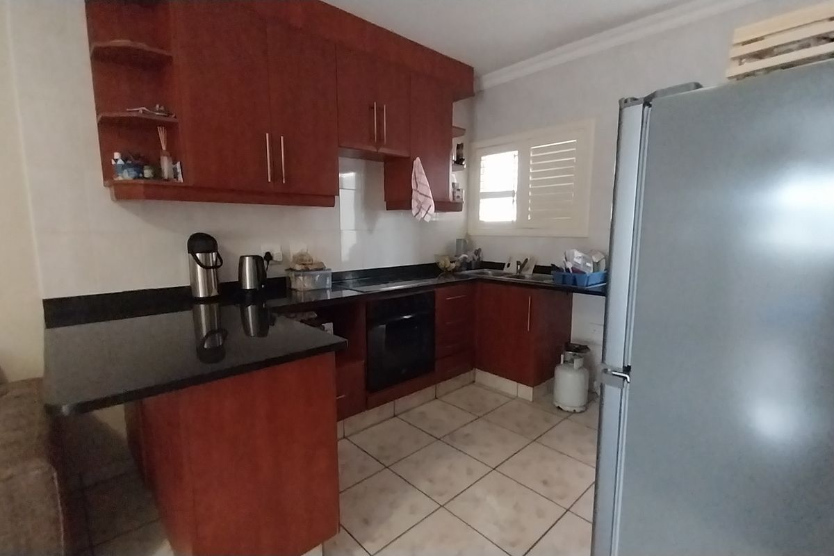 Sole Mandate! Beautiful 2-bedroom unfurnished unit in Manaba beach - Photo 5