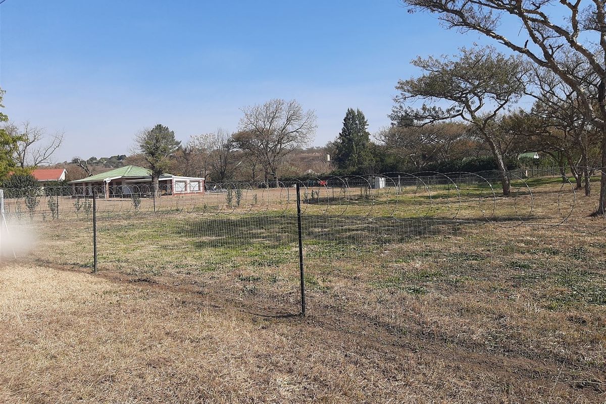 Quiet Country Living - Photo 2