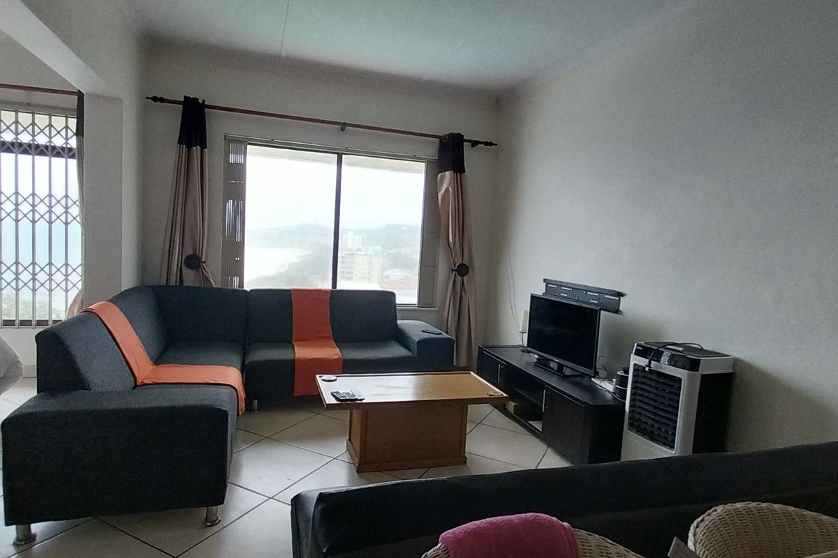 2 Bedroom unit, with spectacular sea views, not to be missed! - Photo 4