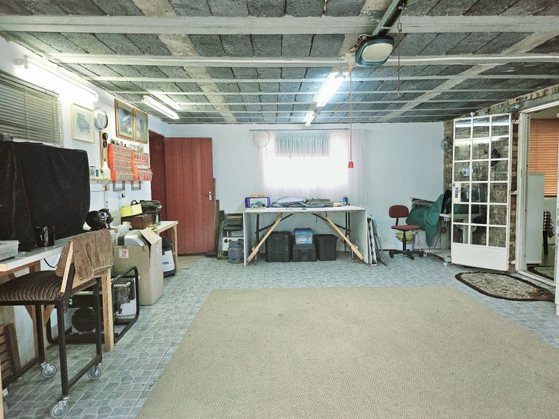 Walking Distance to the River - Photo 3