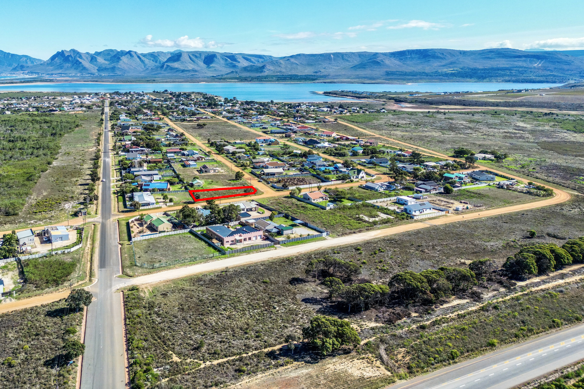 Corner stand for sale in Fisherhaven, Hermanus - Photo 2