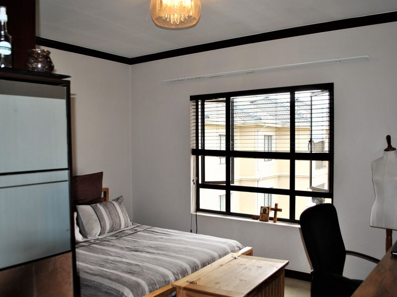 Remarkable Value. Unbeatable location - Photo 7