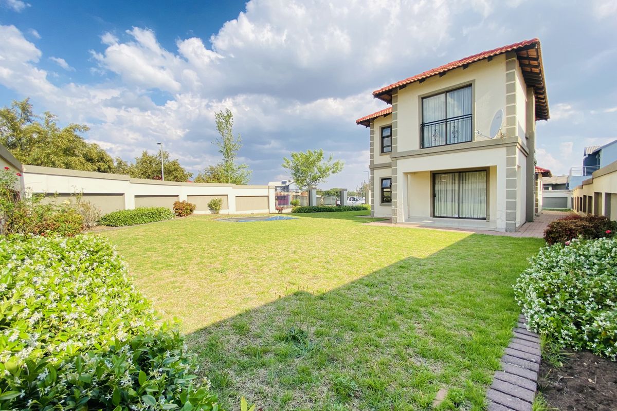 Secure Living - Photo 2