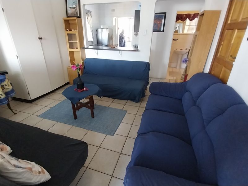 Beautiful Sea front unit, not to be missed! - Photo 3