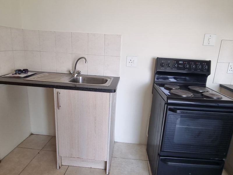 Prime Investment Unit Offering Immediate Vacant Occupatio - Photo 7