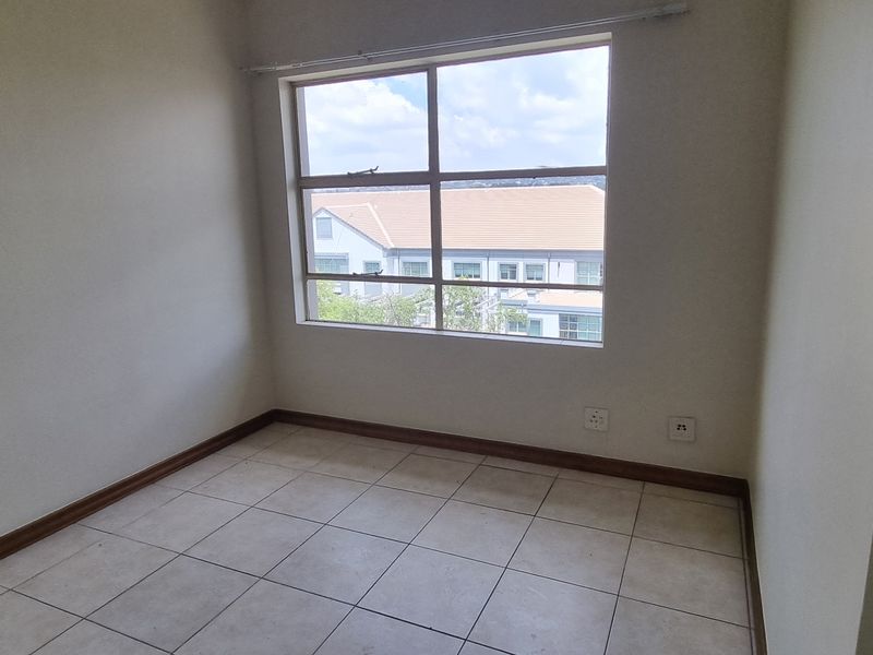 Prime Investment Unit Offering Immediate Vacant Occupatio - Photo 10