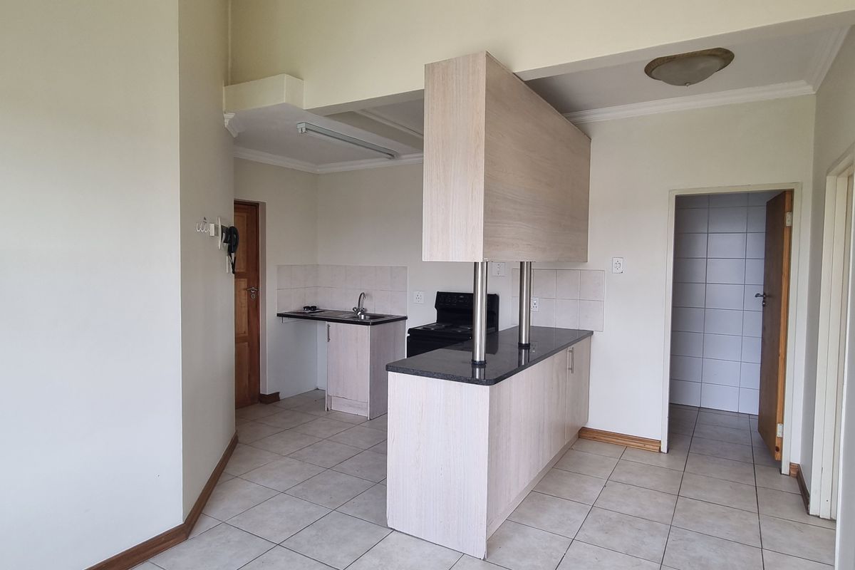 Prime Investment Unit Offering Immediate Vacant Occupatio - Photo 5