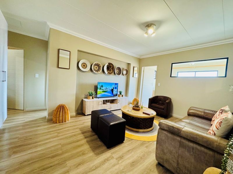 Tranquil 3-Bedroom Retreat in a Secure Eco Estate - Photo 10