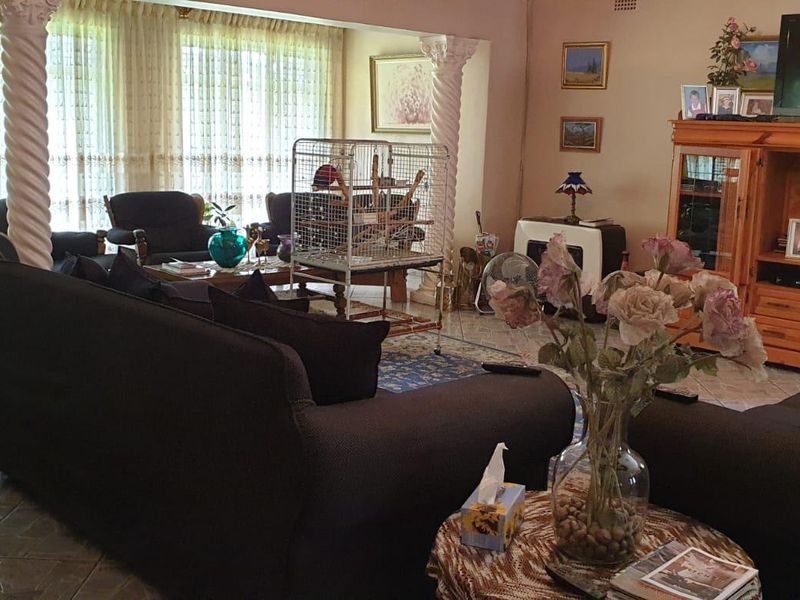 Charming house with a large garden! - Photo 6