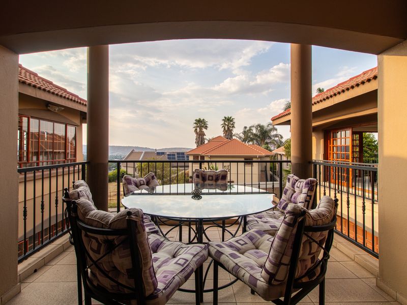 Magnificent Triple storey Cluster - Photo 7