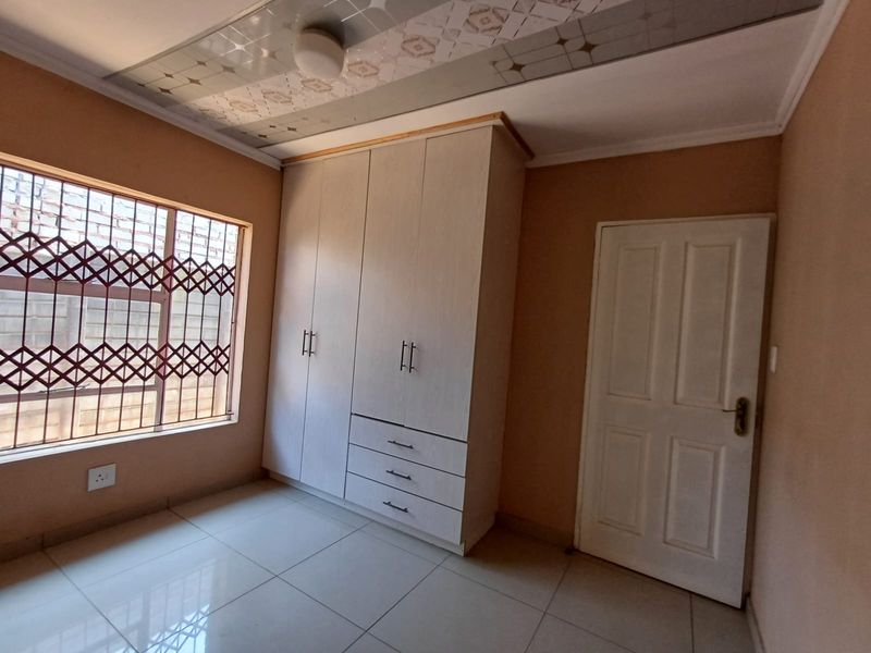 Block of flats for sale in Louis Trichardt - Photo 10