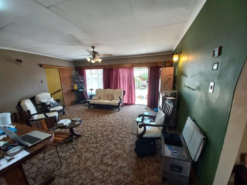 Discover Your Dream Family Home: Space, Style, and Comfort Combined - Photo 2