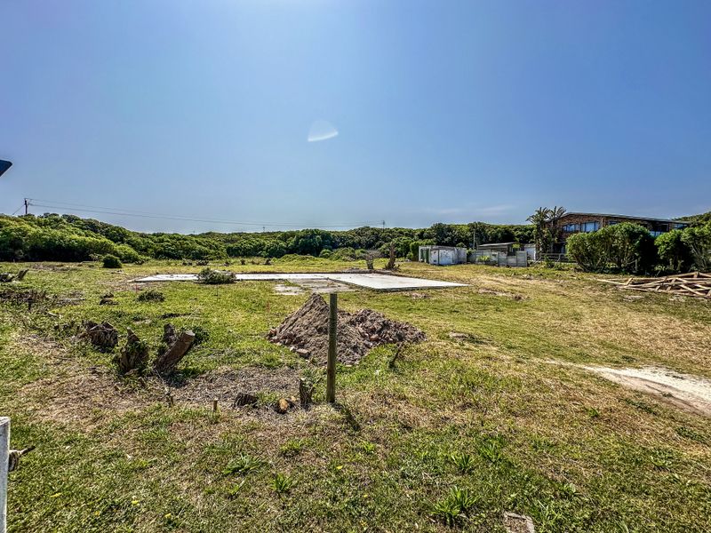 Large plot with northern exposure, sea views and services in prime position in Van Dyksbaai - Photo 3