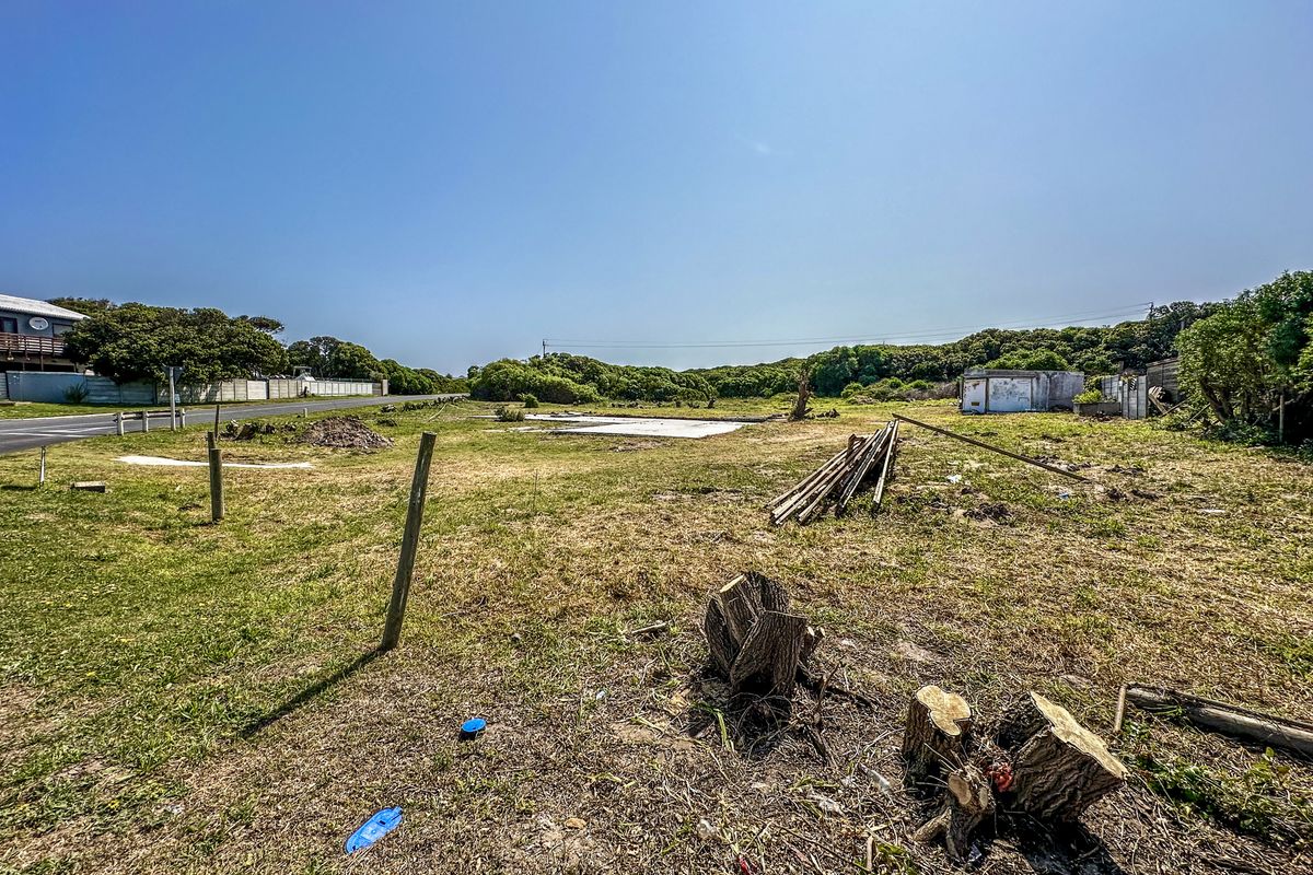 Large plot with northern exposure, sea views and services in prime position in Van Dyksbaai - Photo 5