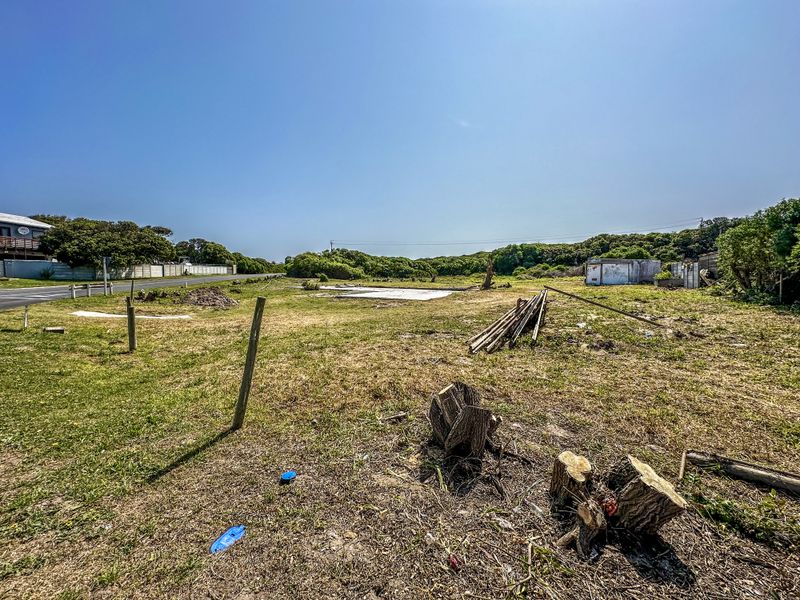 Large plot with northern exposure, sea views and services in prime position in Van Dyksbaai - Photo 5