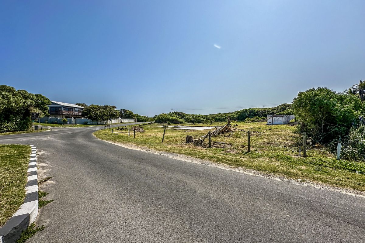 Large plot with northern exposure, sea views and services in prime position in Van Dyksbaai - Photo 4