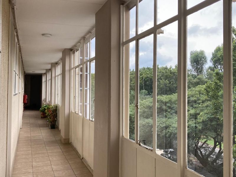 Spacious 3-Bedroom Apartment with Johannesburg Skyline Views | Better Bedfordview - Photo 10