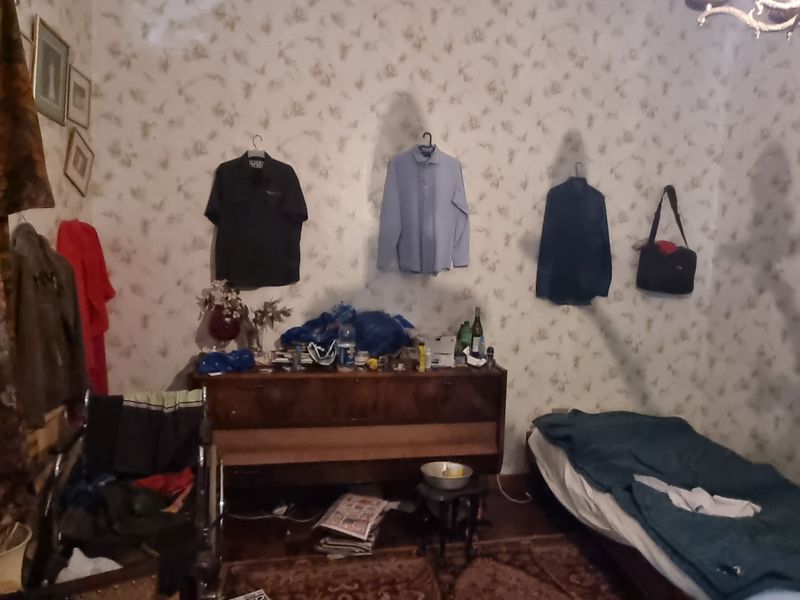 Location Location Location! - Photo 9