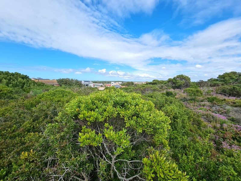 Large Corner Stand with Landscape Views in Paradise Beach, Jeffreys Bay - Photo 8