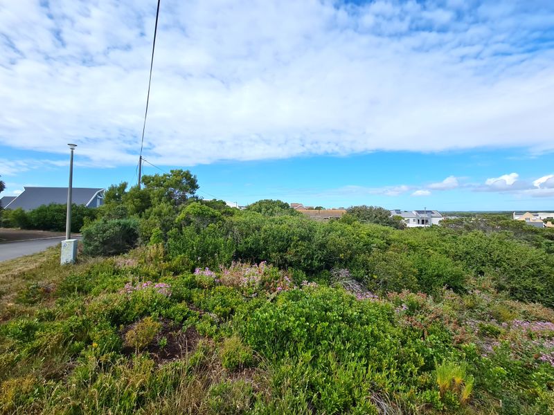 Large Corner Stand with Landscape Views in Paradise Beach, Jeffreys Bay - Photo 7