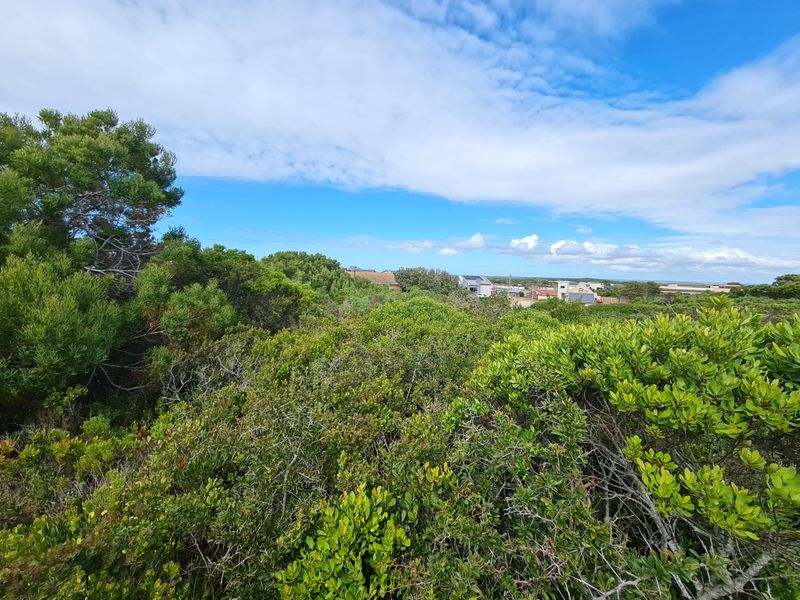Large Corner Stand with Landscape Views in Paradise Beach, Jeffreys Bay - Photo 6