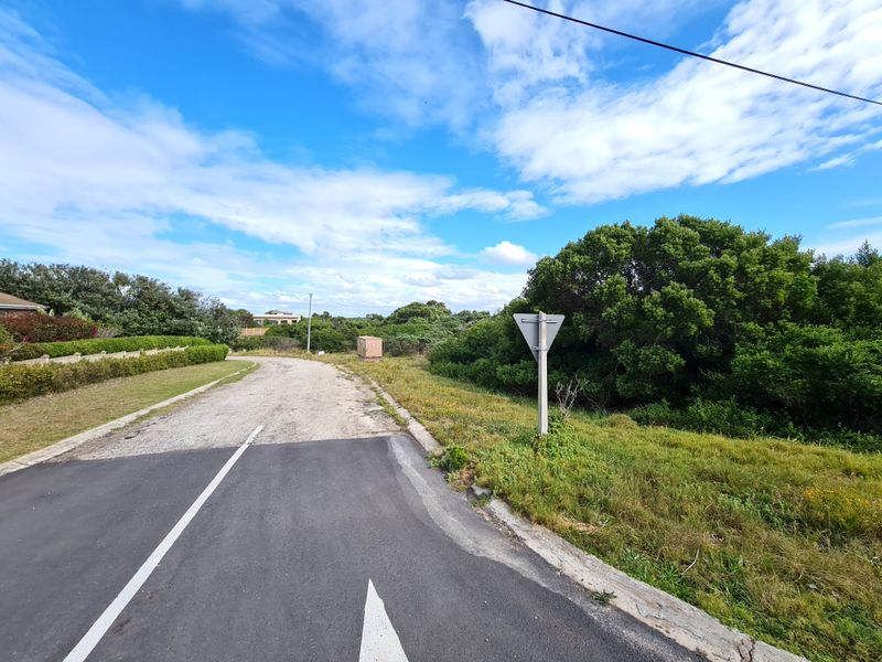 Large Corner Stand with Landscape Views in Paradise Beach, Jeffreys Bay - Photo 2