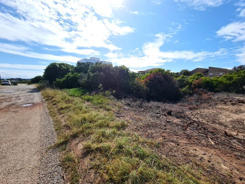 Large Vacant Stand in Good Company in Paradise Beach, Jeffreys Bay - Photo 2