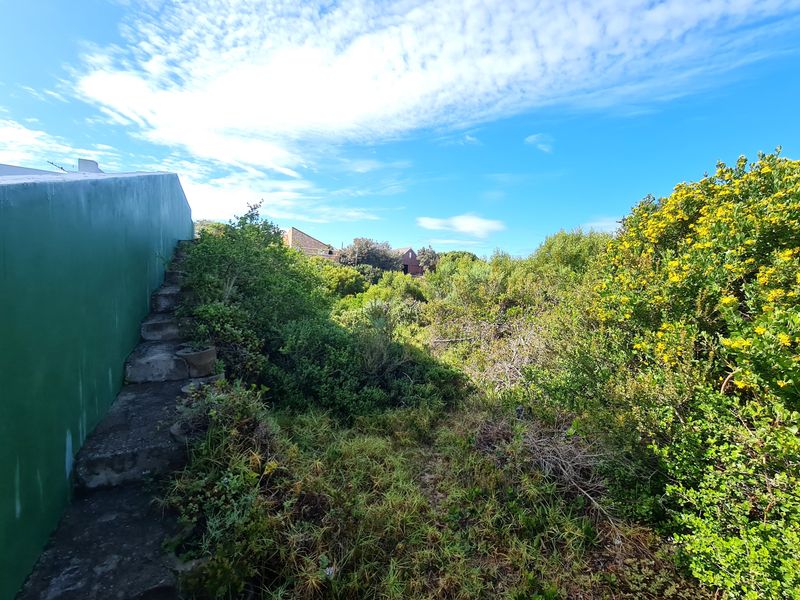Large Vacant Stand in Good Company in Paradise Beach, Jeffreys Bay - Photo 6