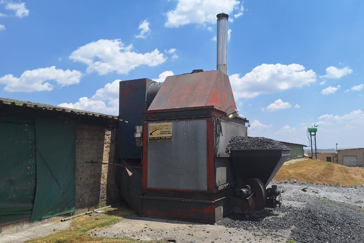 Fully Operational Chicken Farm with Agricultural Land for Sale - Photo 5