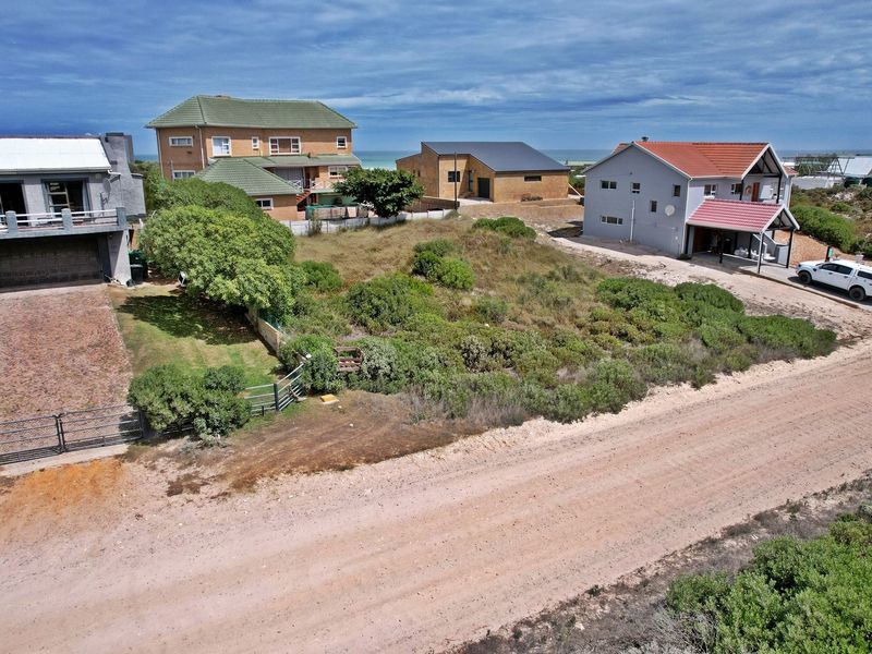 Unlock Your Dream Home Potential - Photo 3