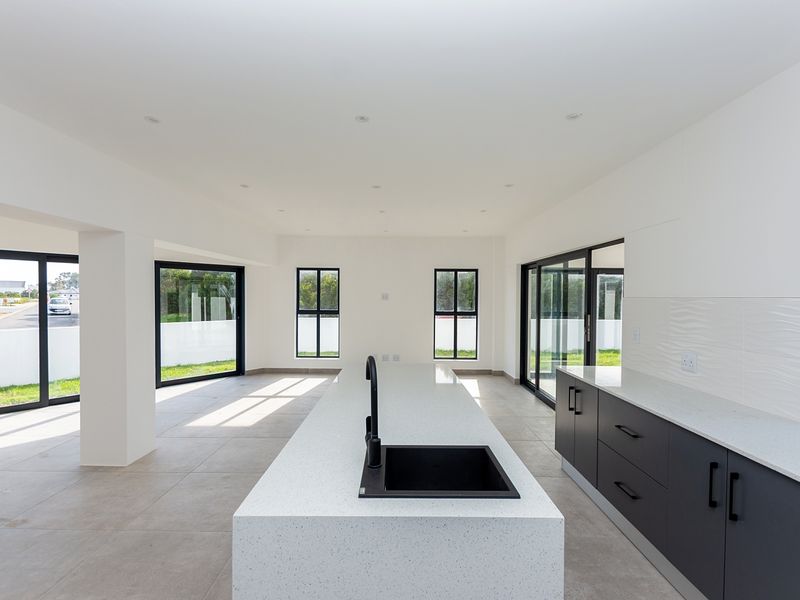 Shelley Point -  Perfect Family Home or Investment Opportunity - Photo 9