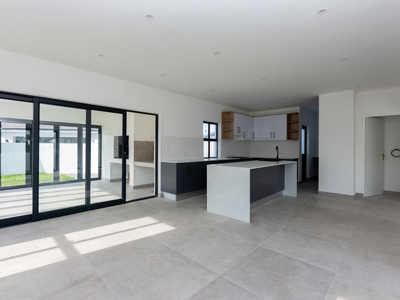 Shelley Point -  Perfect Family Home or Investment Opportunity - Photo 7