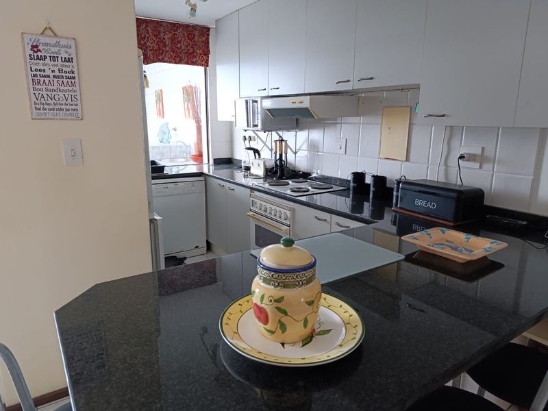 3 Bedroom Apartment for sale in Manaba Beach - Photo 6