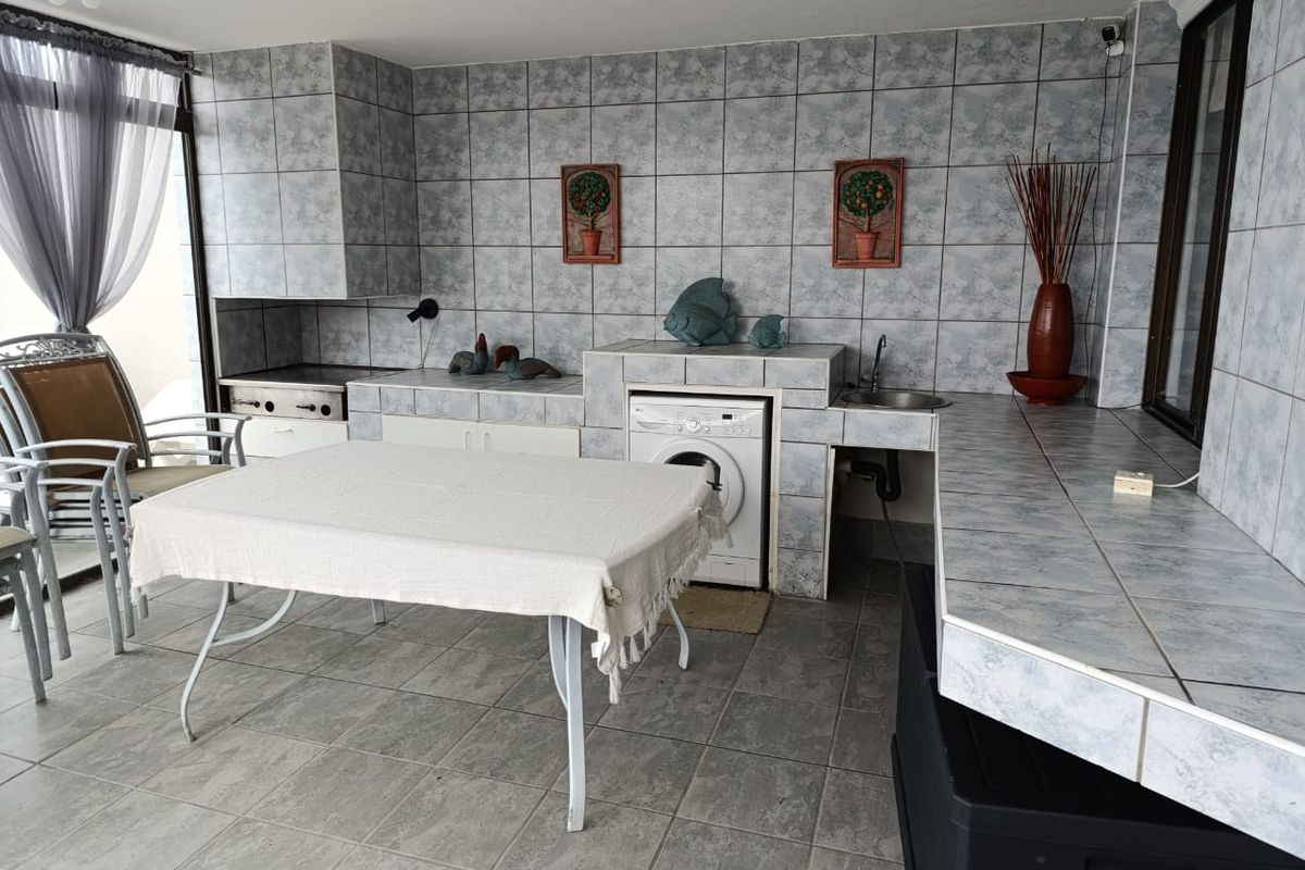 3 Bedroom Apartment for sale in Manaba Beach - Photo 4