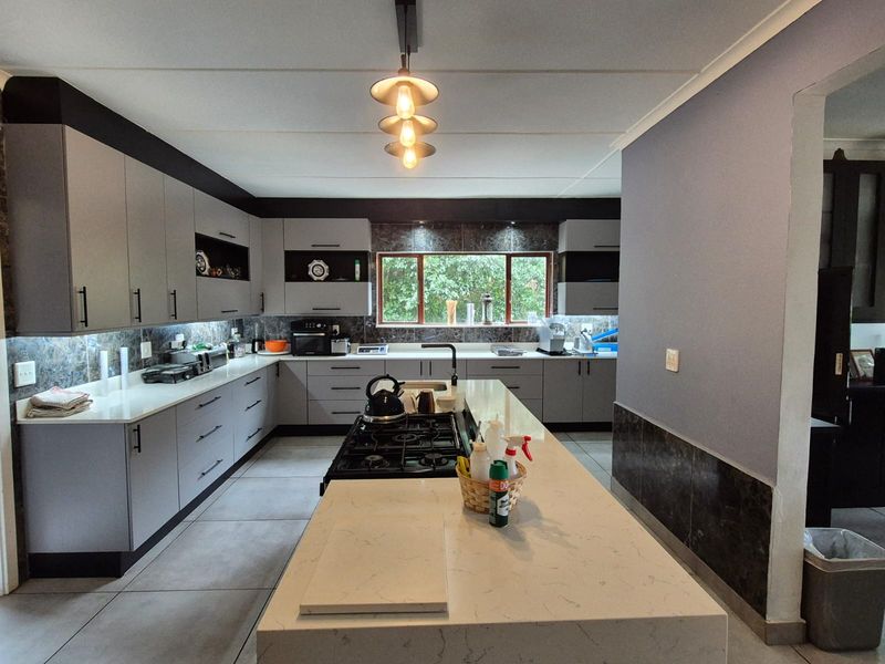 Exceptional Value , Fully Renovated and Priced to Go - Photo 2