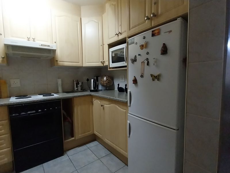 Beautiful and Neat 2-bedroom unit to rent - Photo 4